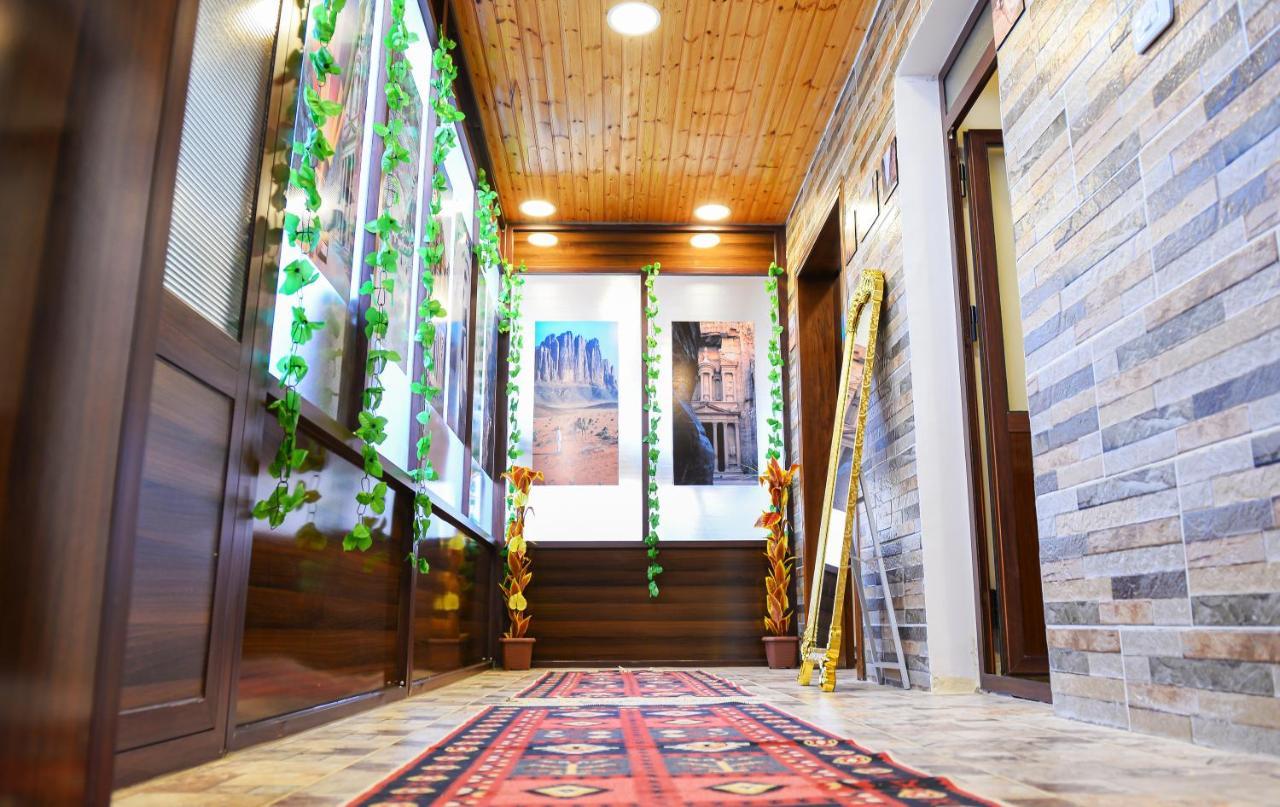 ワディ・ムーサPetra Royal Houseアパートメント エクステリア 写真